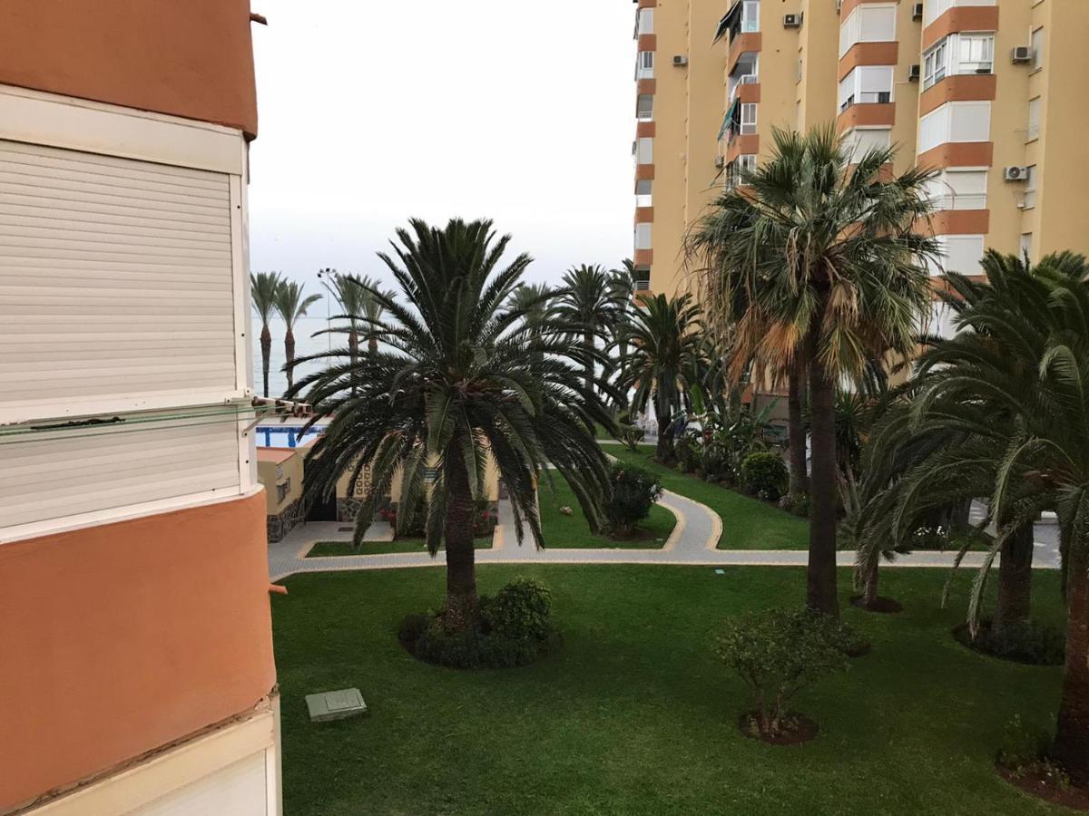 Apartamentos Centro Internacional Algarrobo-Costa Exteriör bild